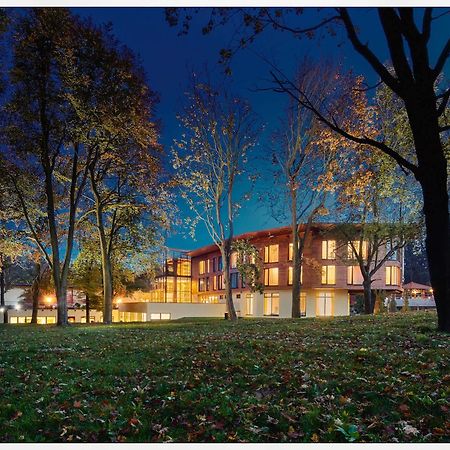 Hotel Zochova Chata - Adult friendly Modra Exteriör bild