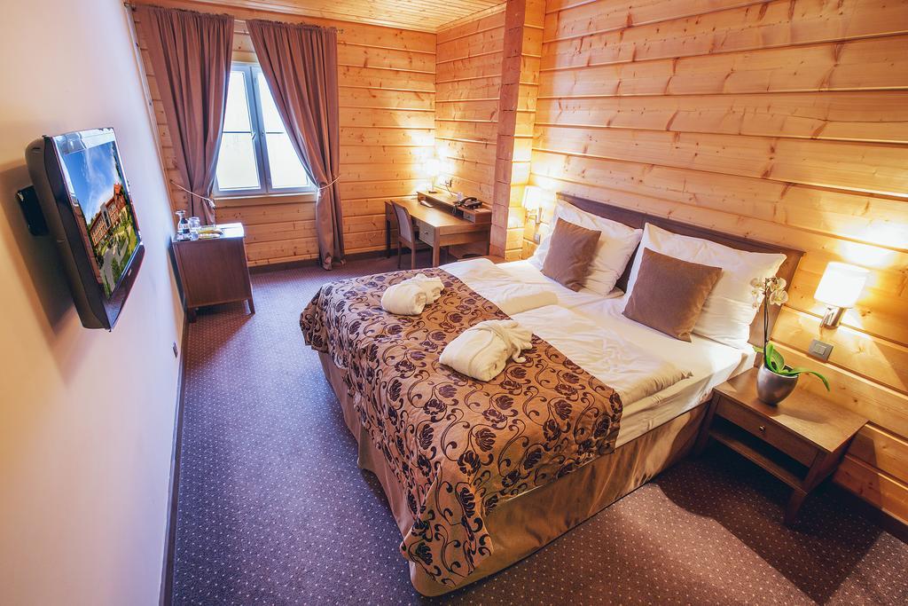 Hotel Zochova Chata - Adult friendly Modra Exteriör bild