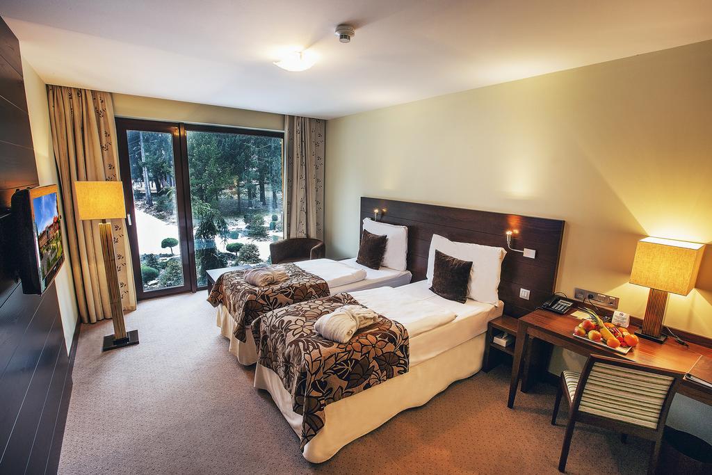 Hotel Zochova Chata - Adult friendly Modra Exteriör bild